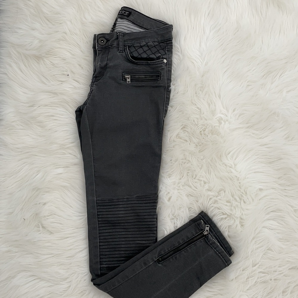 Zara Women's Black Jeans with Quilted Detail